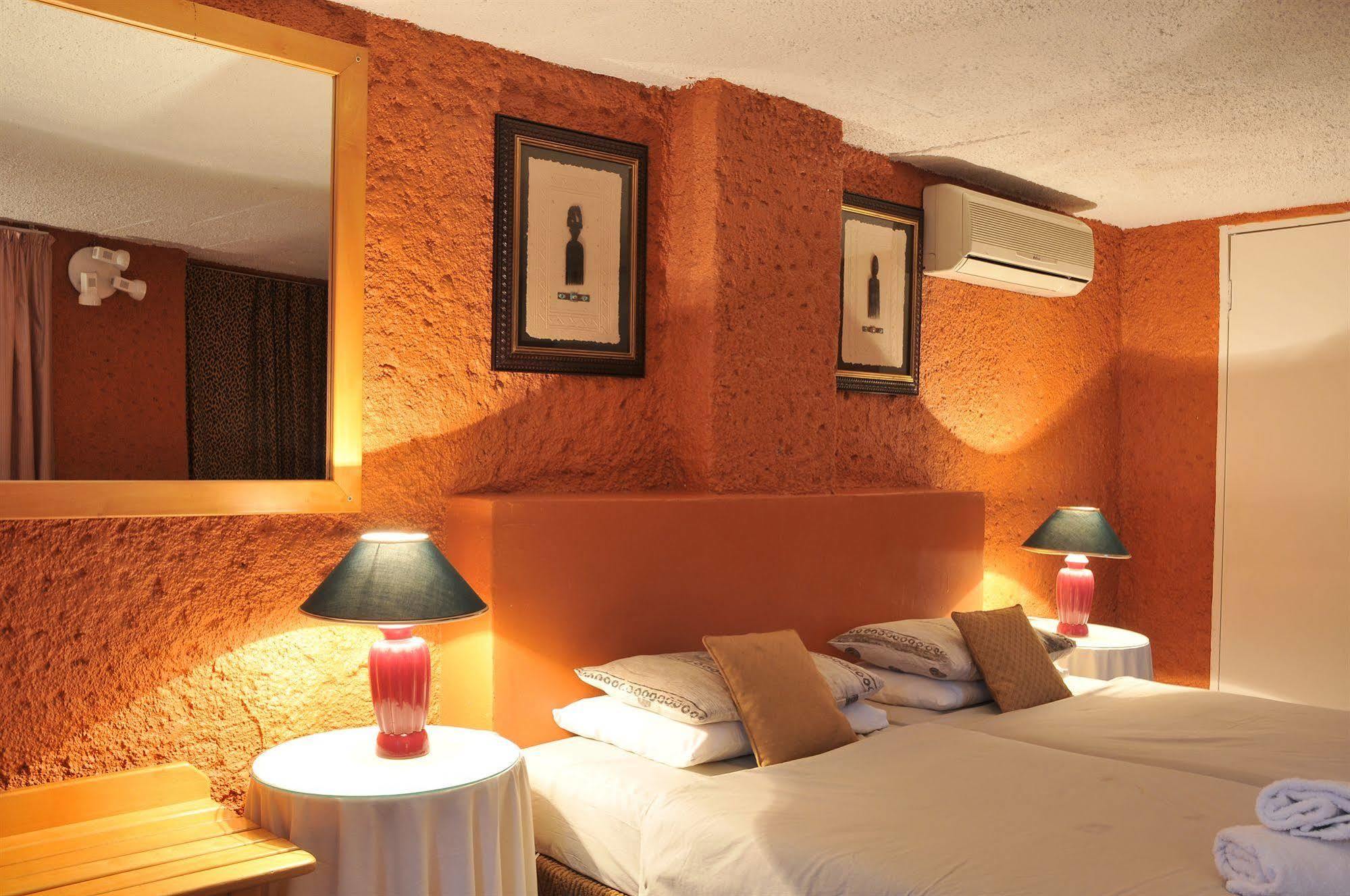 넬스프리트 선셋 매너 B&B 외부 사진
